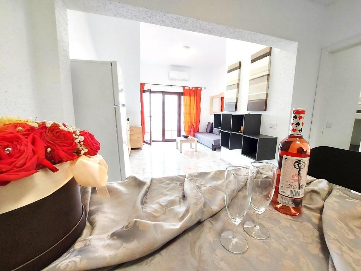 Blanca New Apartment 2 Bedrooms Адехе Екстериор снимка